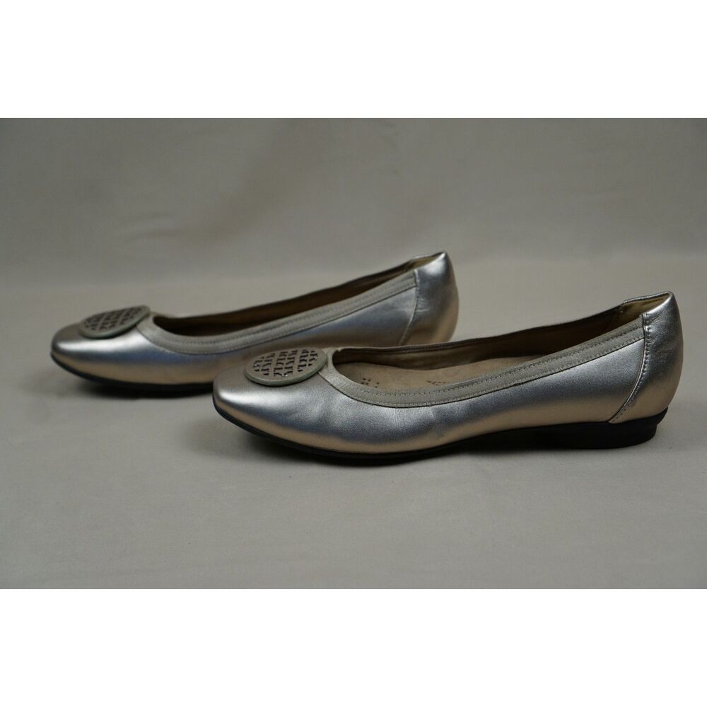 Clarks Artisan Candra Blush Gold Metallic Leather Ballet Flats Size 10 NWOB